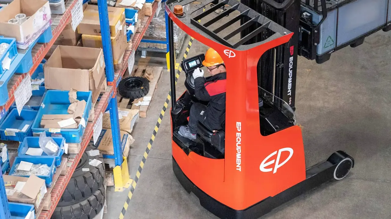 Chariot à Mât Rétractable Pro CQD16 — vue 6