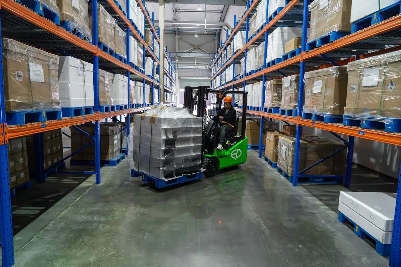 Chariot élévateur — Compact TCL101 — vue 4