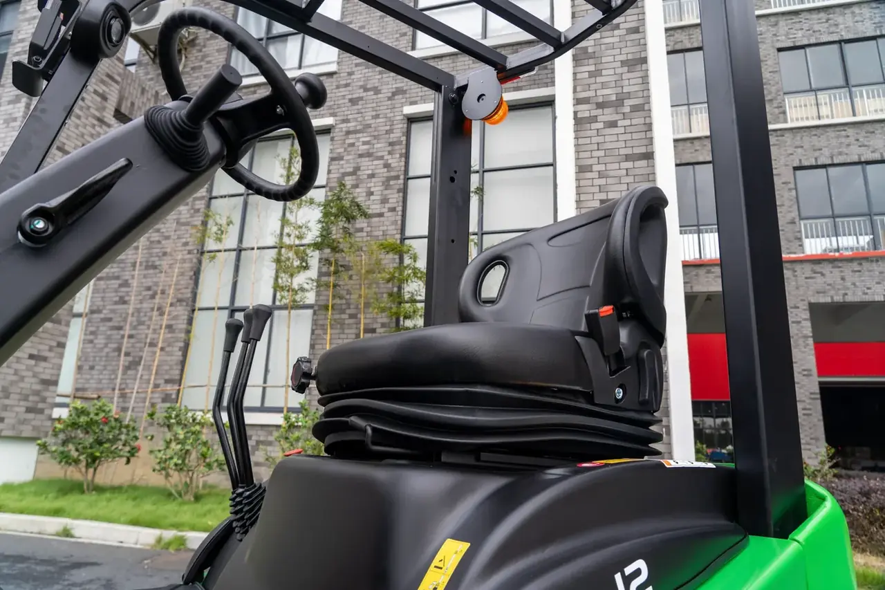 Chariot élévateur — Compact TCL101 — vue 9
