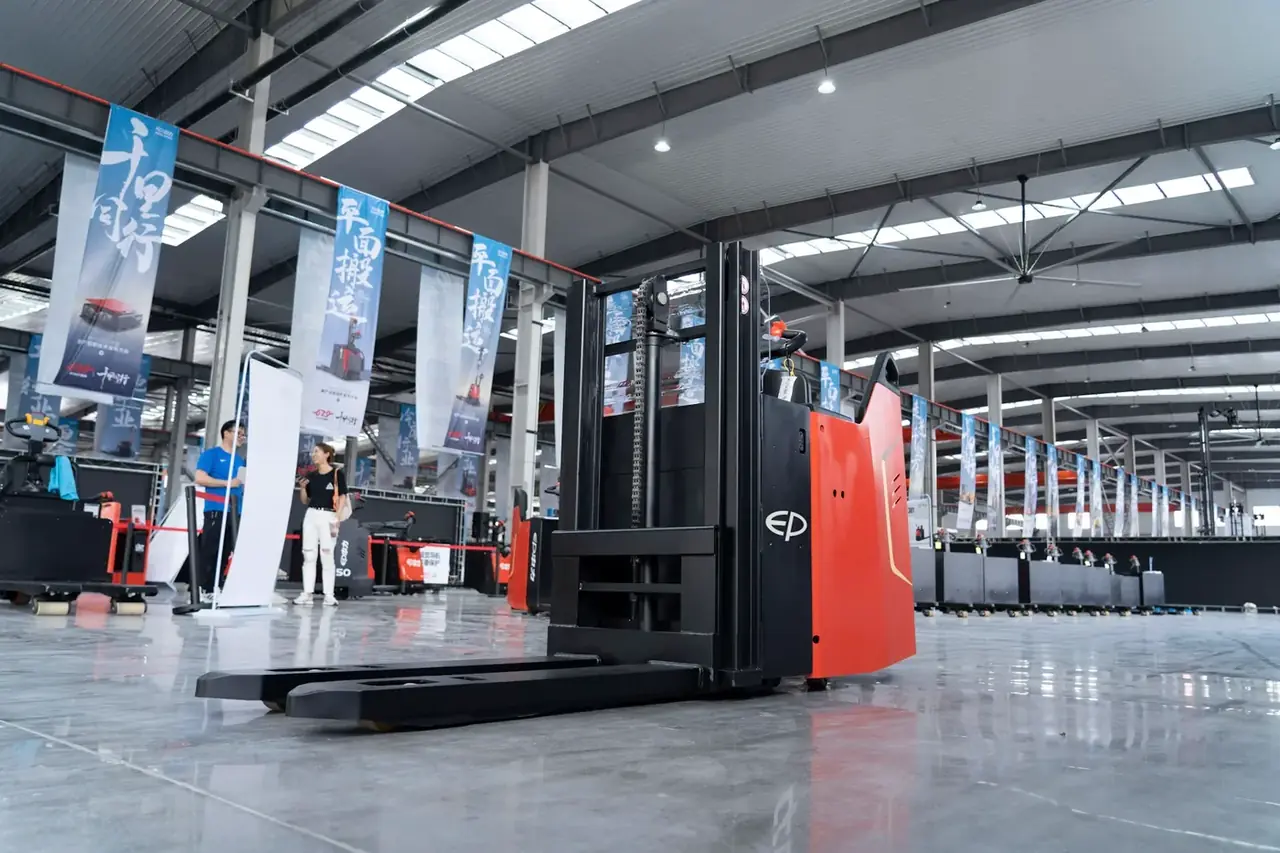 Trans-gerbeur autoporté KSI201H — vue 7