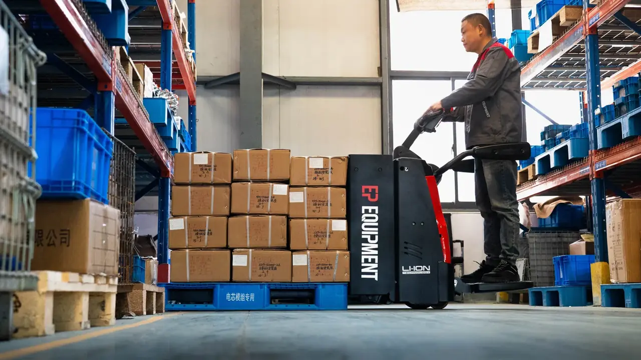 Transpalette électrique autoporté — Plateforme RPL201 — vue 3