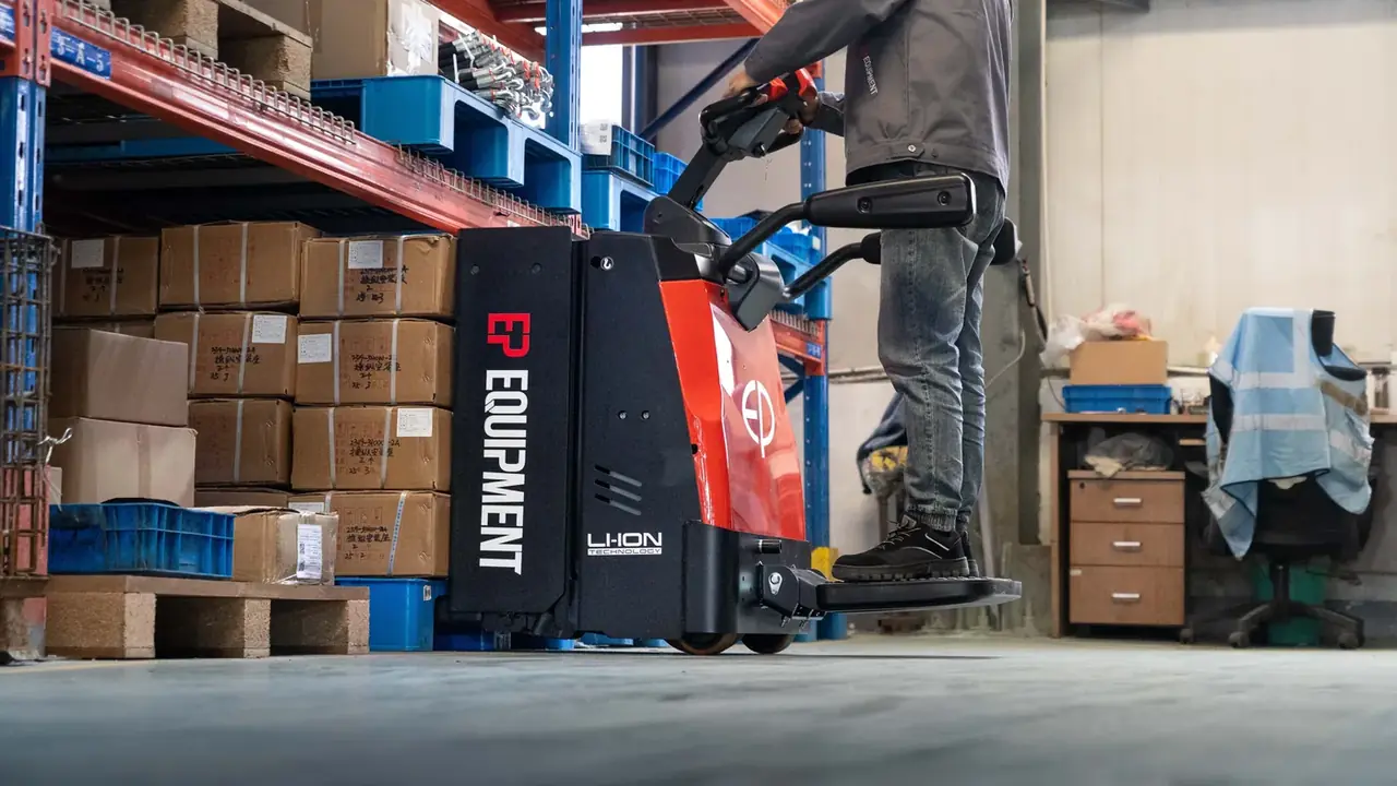 Transpalette électrique autoporté — Plateforme RPL201 — vue 4